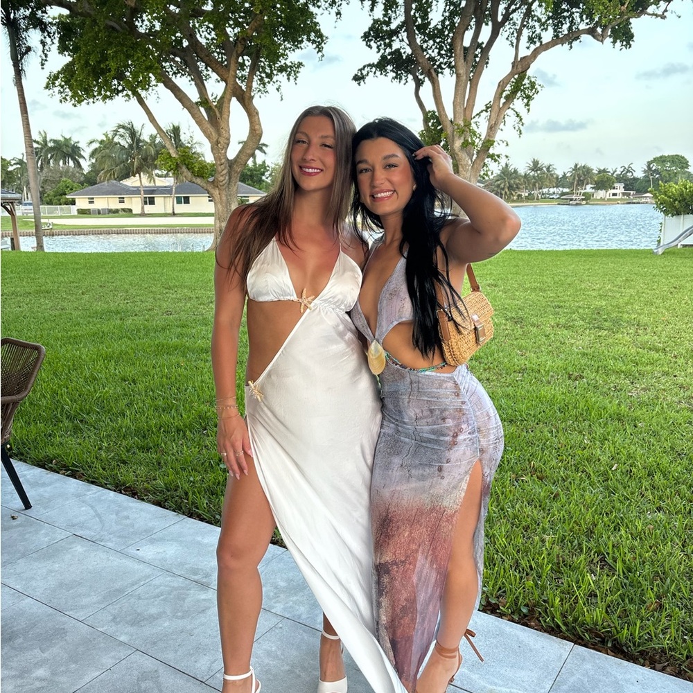 Elegant White and Multicolor Maxi Dress